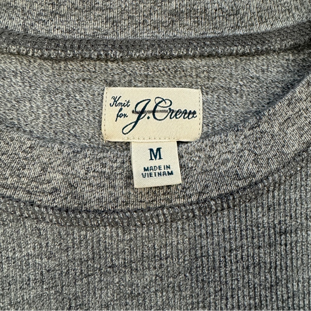 J. Crew Long-sleeve textured sweater-tee | size medium | NWOT - Picture 3 of 9